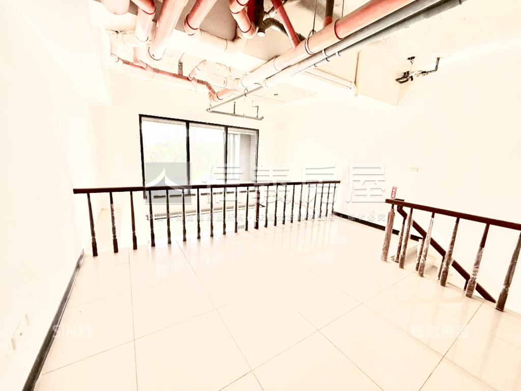 市政御璽黃金店面房屋室內格局與周邊環境