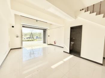 市政御璽黃金店面