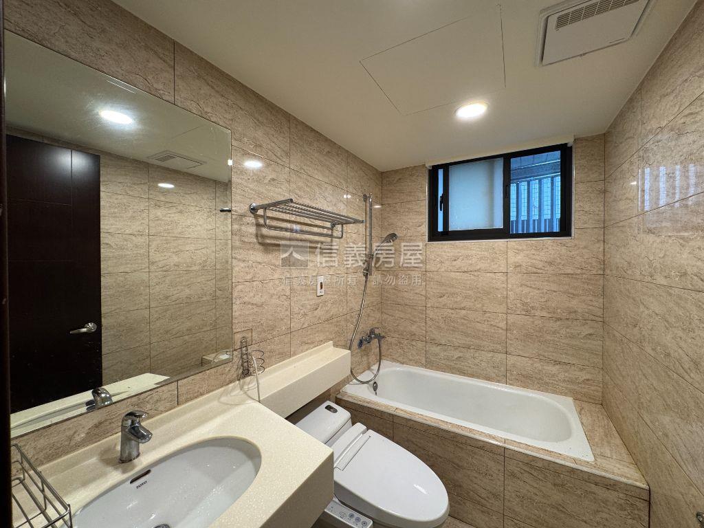 早安國揚兩房送裝潢家具電房屋室內格局與周邊環境