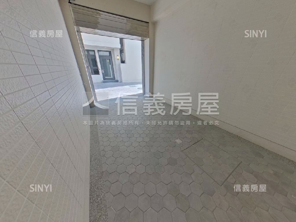 伸港公所旁全新朝東北別墅房屋室內格局與周邊環境