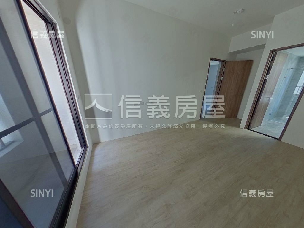 伸港公所旁全新朝東北別墅房屋室內格局與周邊環境