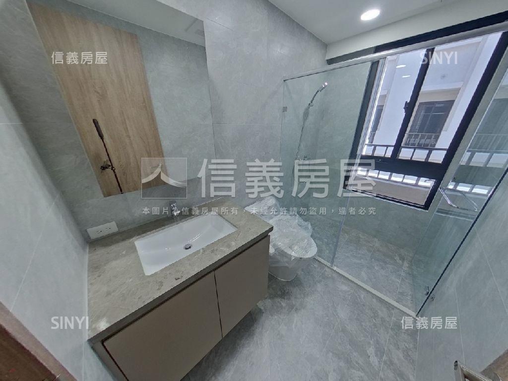 伸港公所旁全新朝東北別墅房屋室內格局與周邊環境