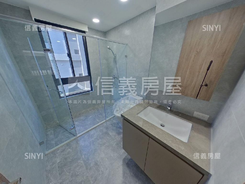 伸港公所旁全新朝東北別墅房屋室內格局與周邊環境