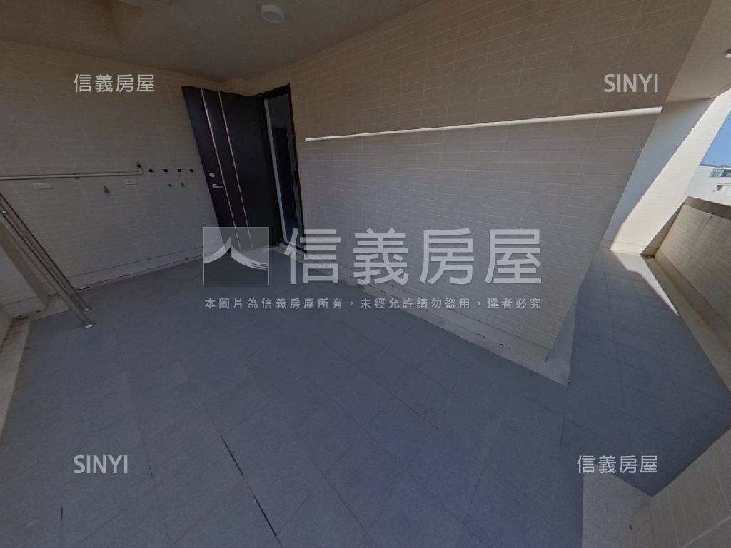 伸港公所旁全新朝東北別墅房屋室內格局與周邊環境