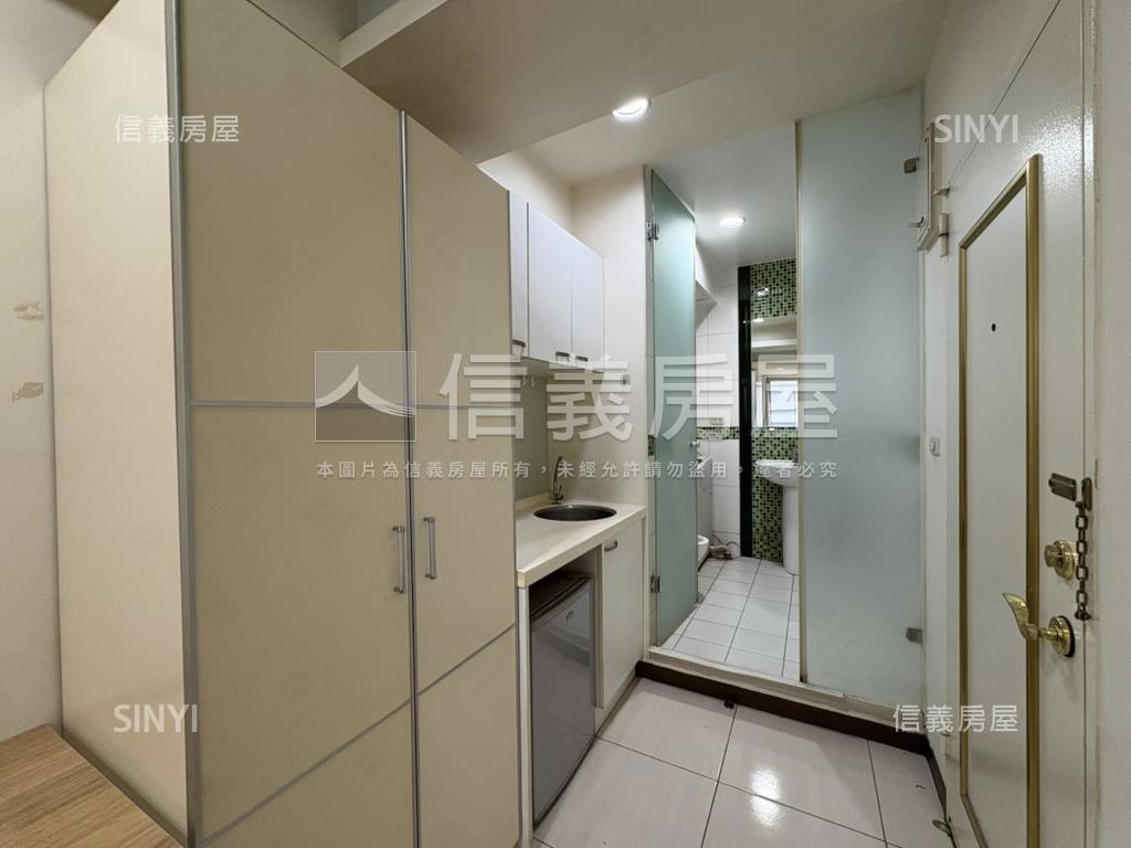 近水安宮大地坪大面寬角店房屋室內格局與周邊環境