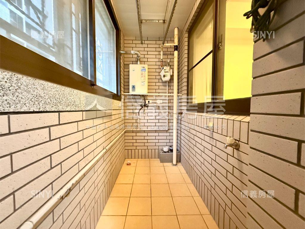 臻觀高樓視野美屋三房房屋室內格局與周邊環境