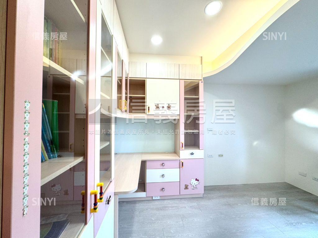 典藏綠景月光琉璃大器宅房屋室內格局與周邊環境