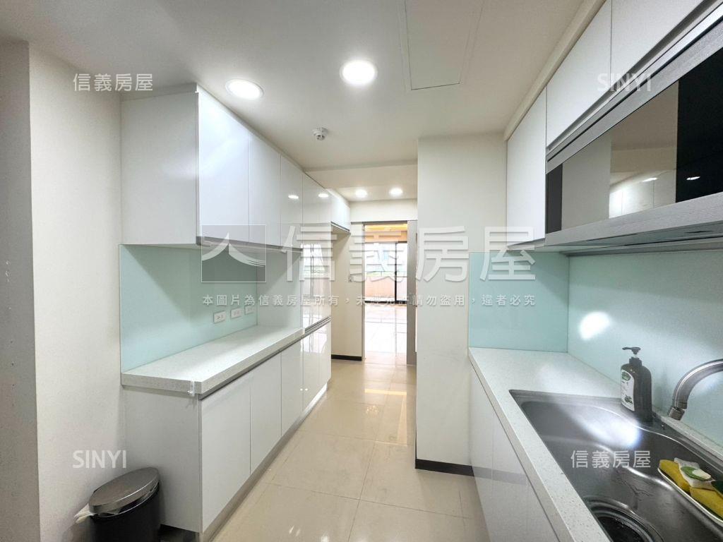 典藏綠景月光琉璃大器宅房屋室內格局與周邊環境