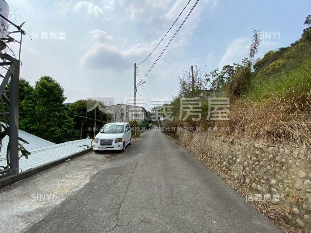 霧峰復興路二段６１巷地Ａ房屋室內格局與周邊環境