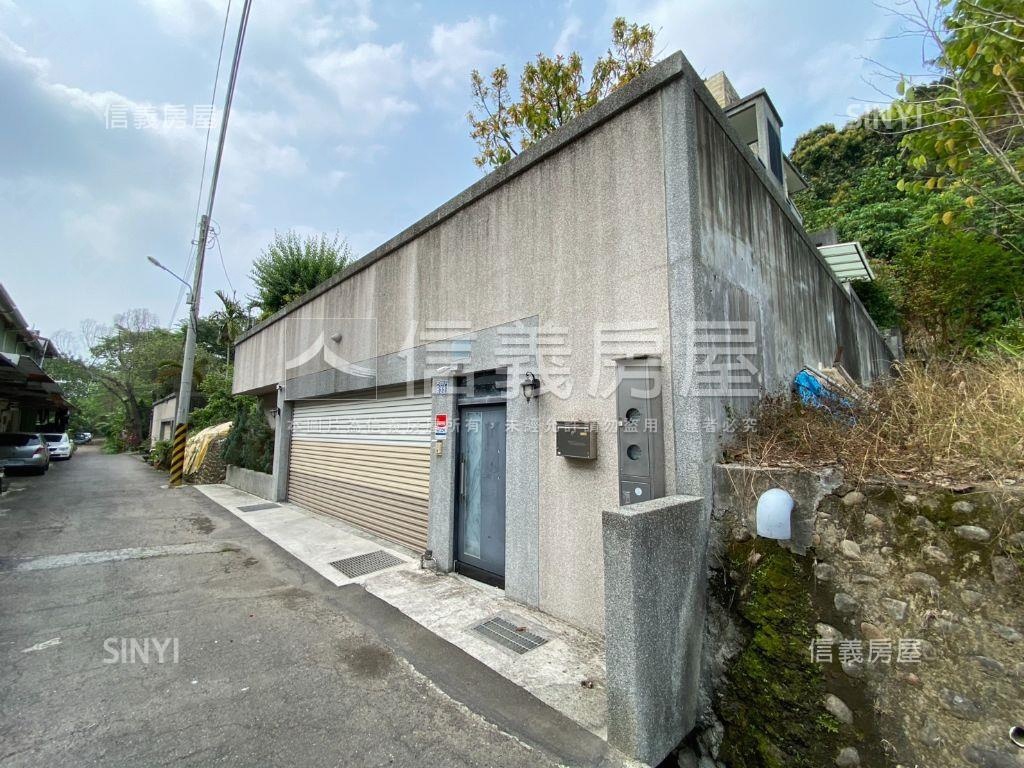 霧峰復興路二段６１巷地Ａ房屋室內格局與周邊環境