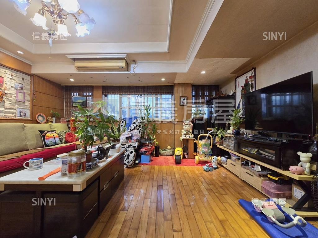 繁榮星光大空間方正珠寶盒房屋室內格局與周邊環境