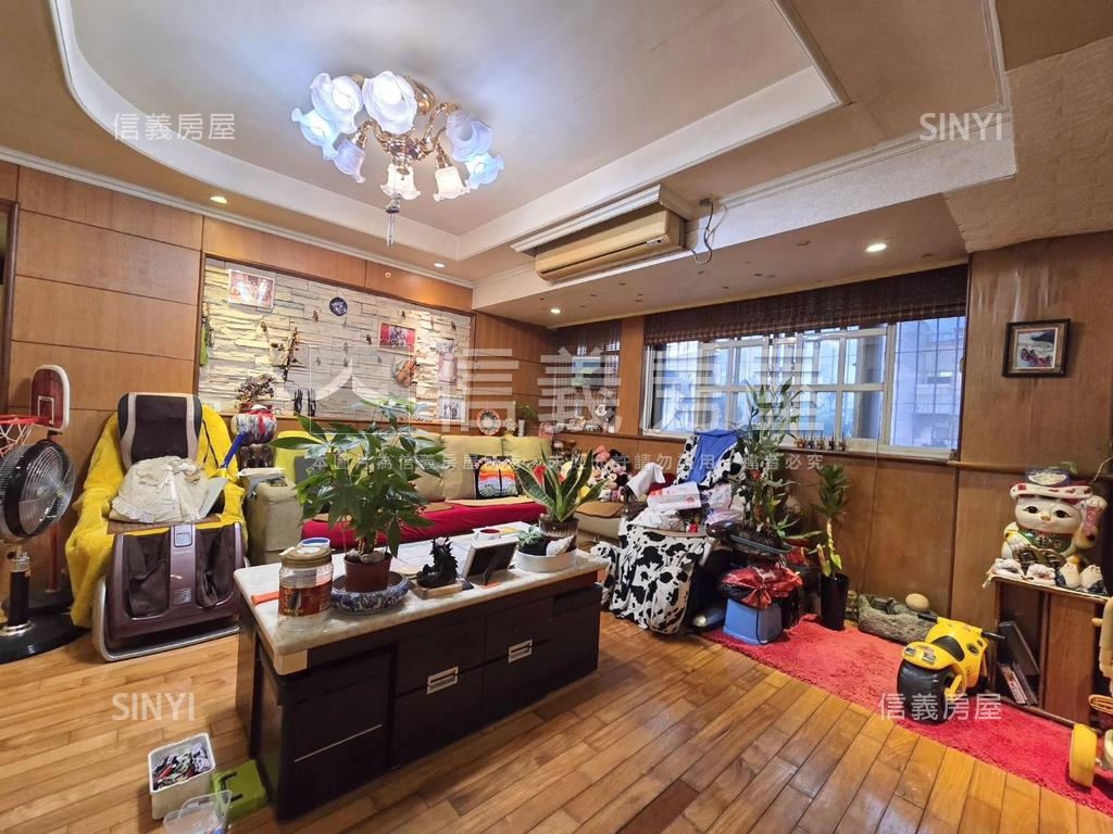 繁榮星光大空間方正珠寶盒房屋室內格局與周邊環境