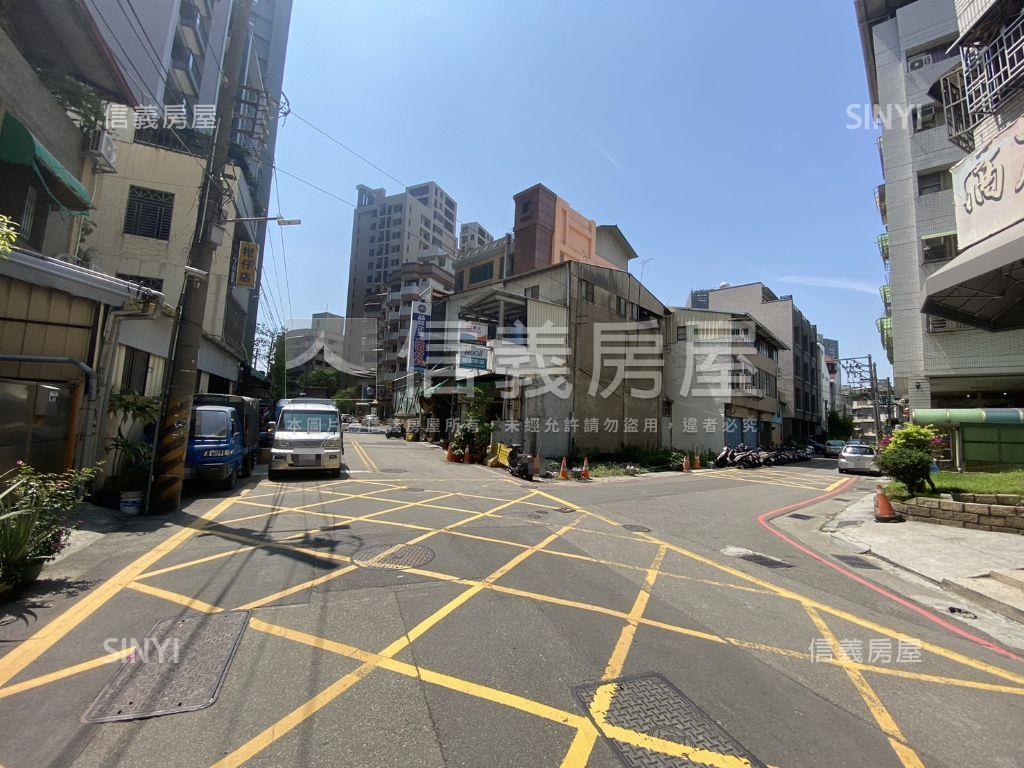 強案！！私藏大面寬店面房屋室內格局與周邊環境