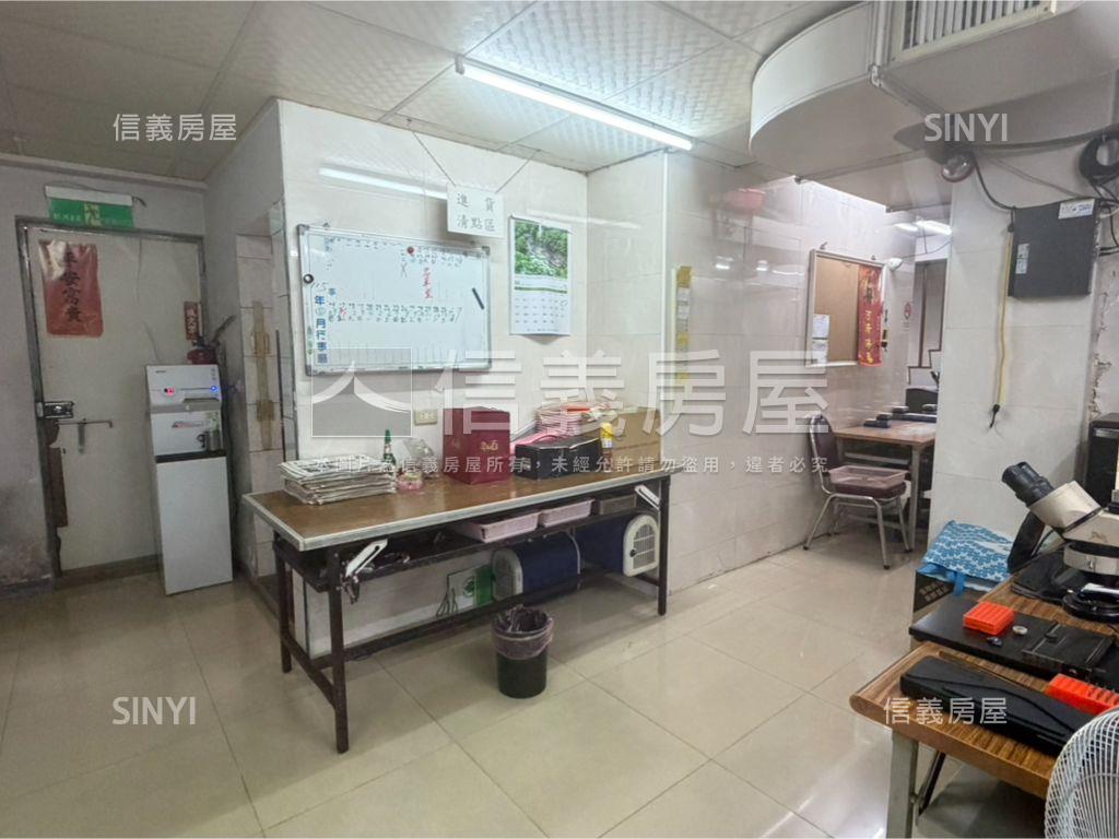 整宅１７號店面房屋室內格局與周邊環境