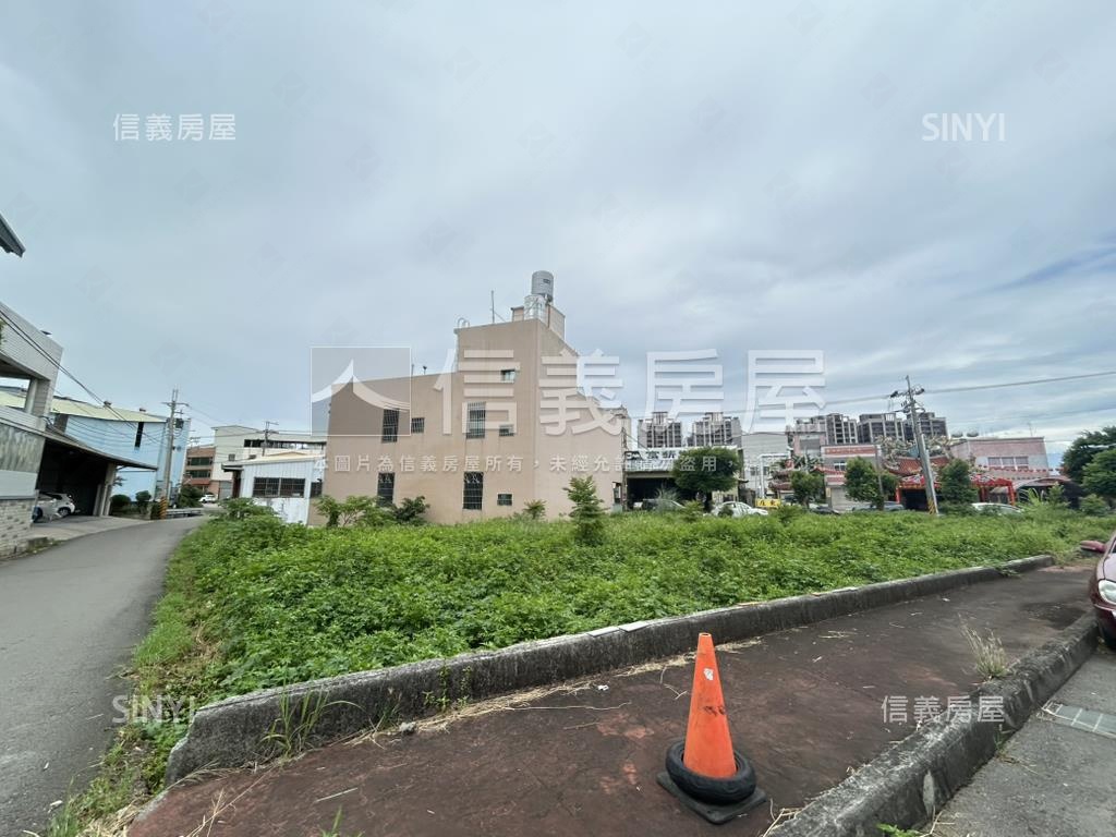 頭份臨路大面寬土地房屋室內格局與周邊環境