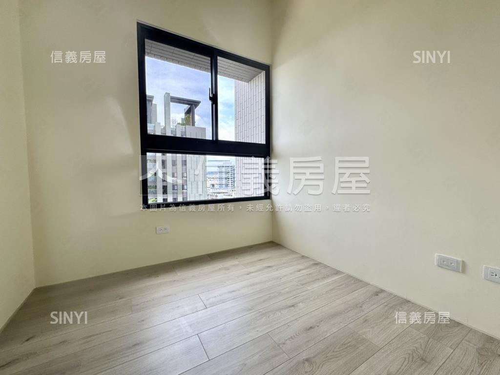 全新未住高樓兩房面車位房屋室內格局與周邊環境