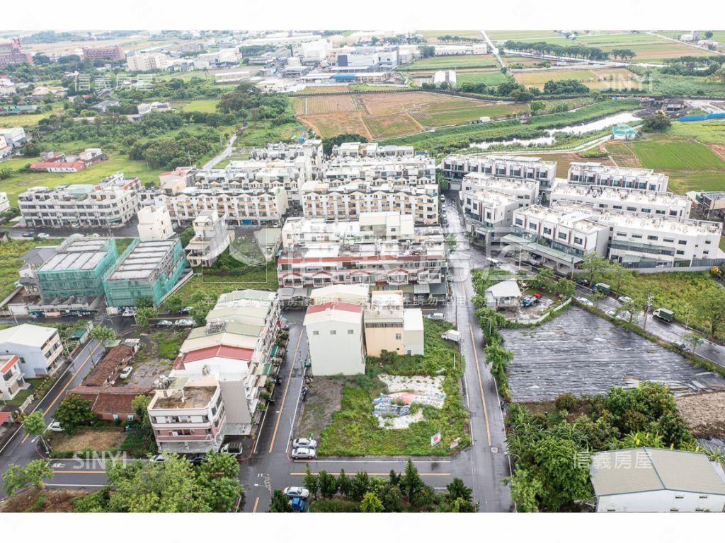 商業區｜柳營三面路方正地房屋室內格局與周邊環境