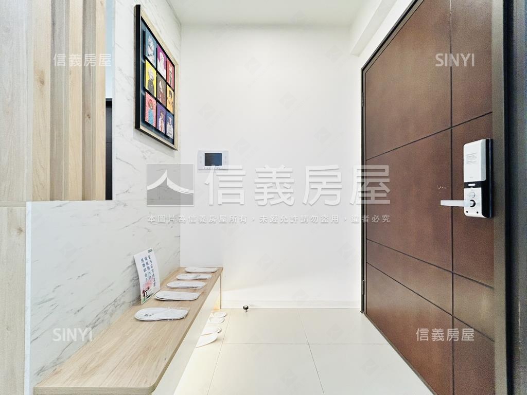 蒙德里安朝南中庭景觀兩房房屋室內格局與周邊環境