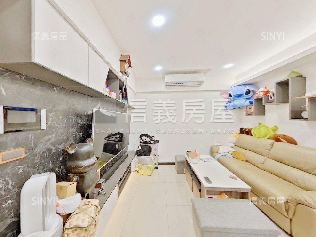 未來之都裝潢兩房車位房屋室內格局與周邊環境