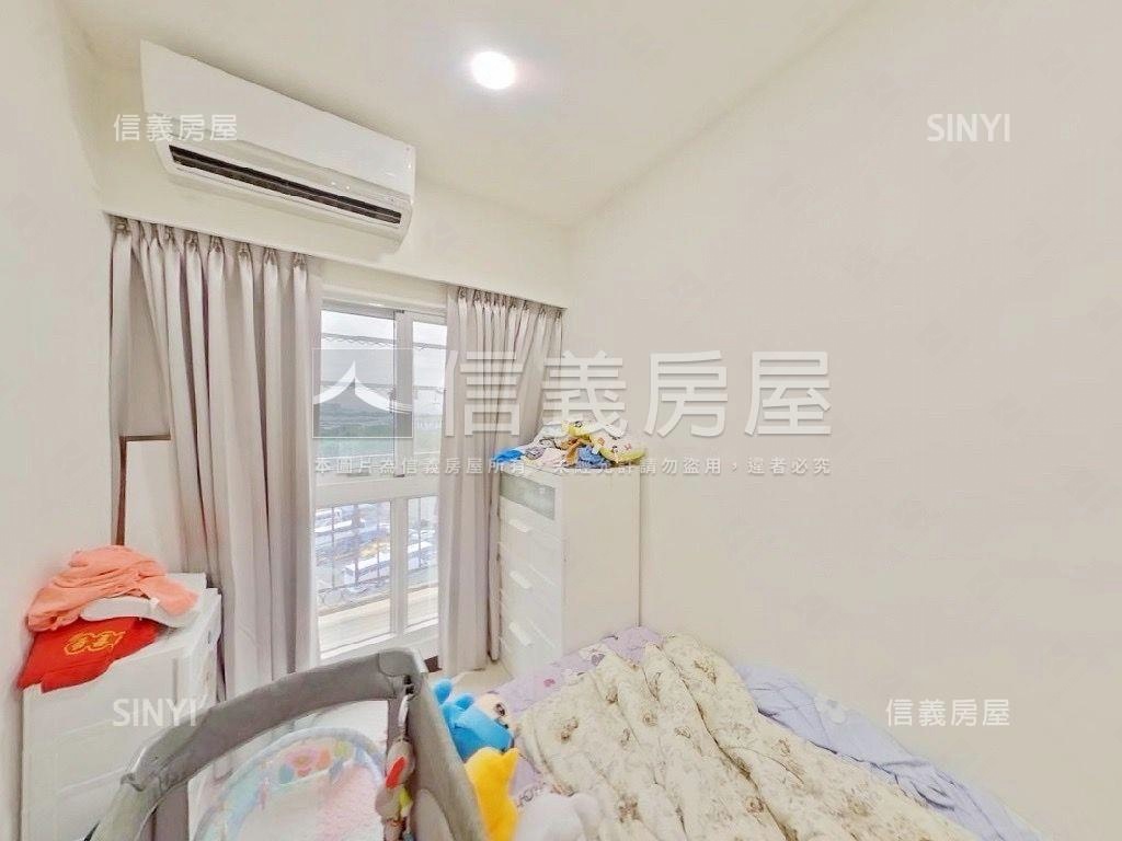 未來之都裝潢兩房車位房屋室內格局與周邊環境