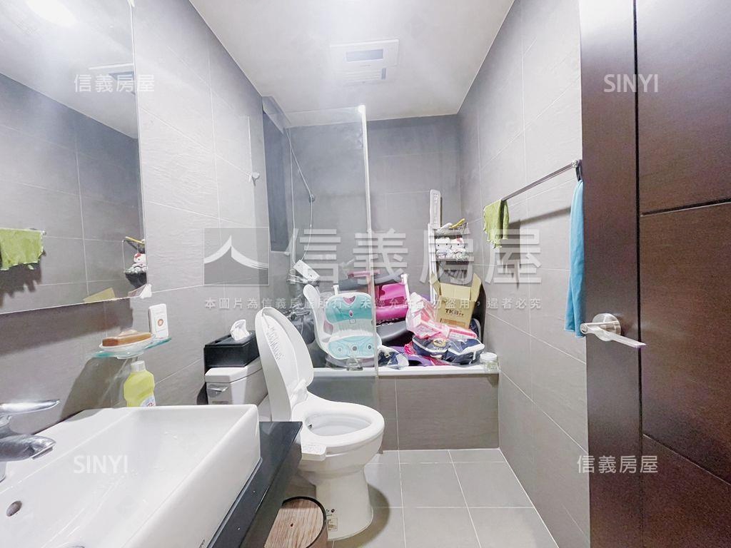 三峽曉學堂精緻３房車位房屋室內格局與周邊環境