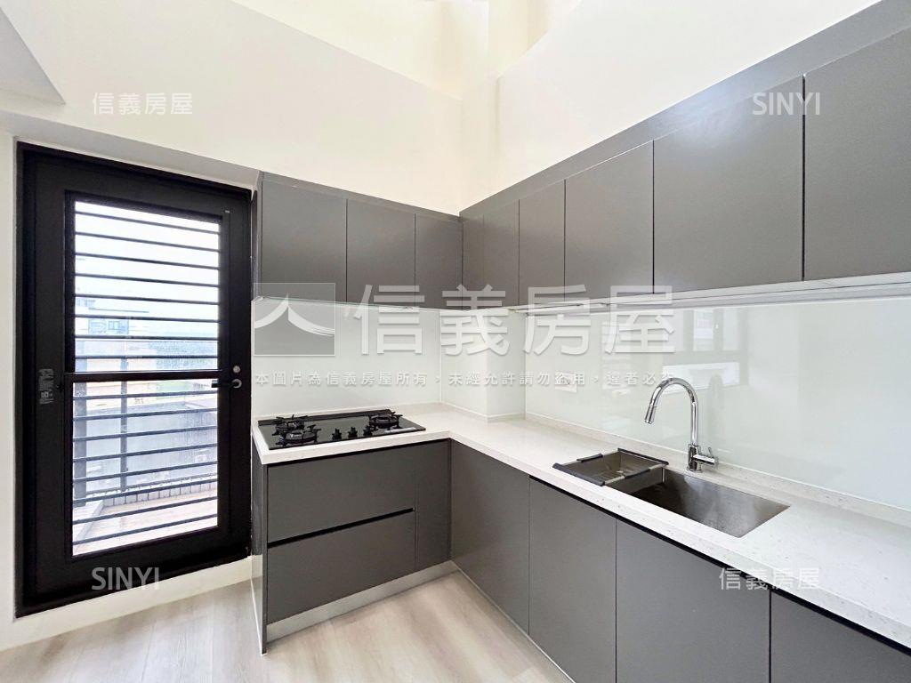 金雅稀有全新華廈房屋室內格局與周邊環境