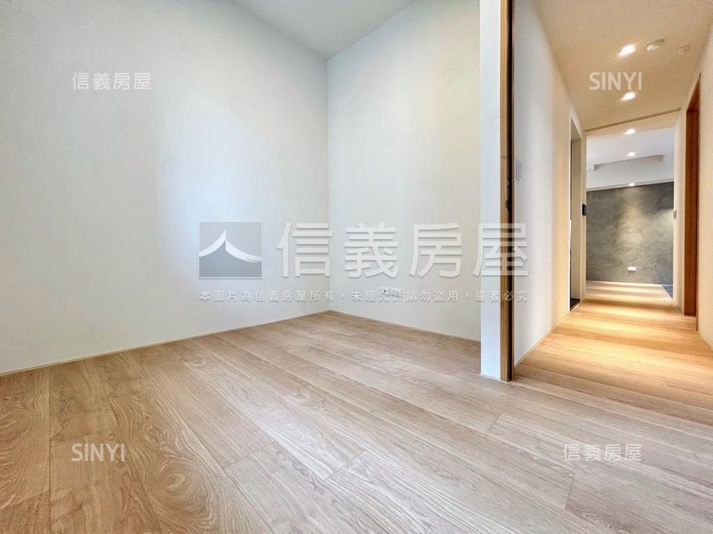 鉅虹森美館房屋室內格局與周邊環境