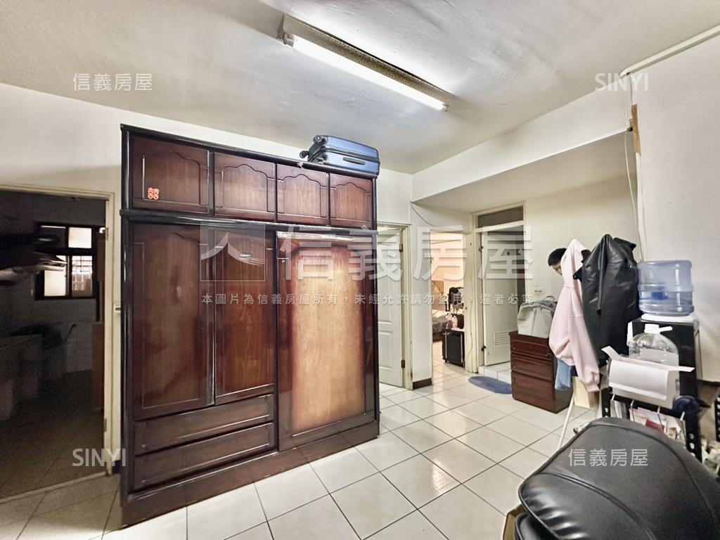 北區近親親戲院優質收租宅房屋室內格局與周邊環境