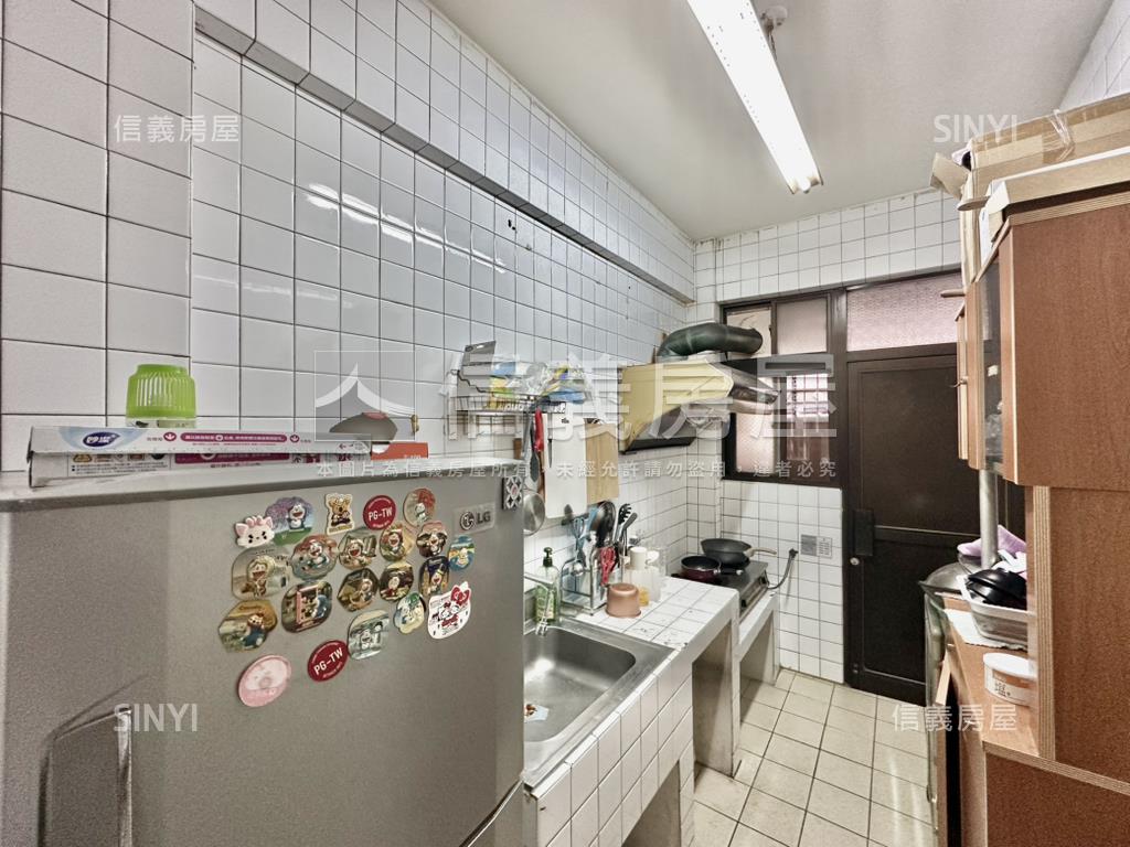 北區近親親戲院優質收租宅房屋室內格局與周邊環境