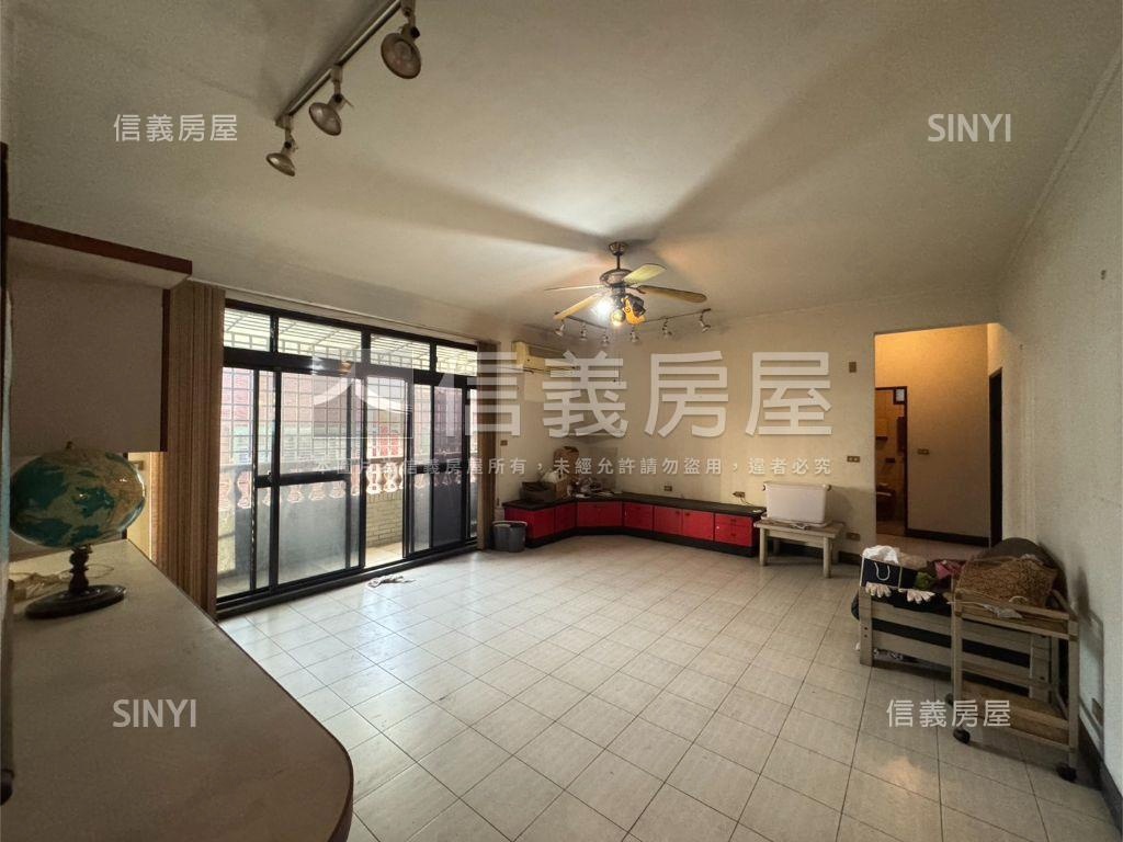 光華街大空間房屋室內格局與周邊環境