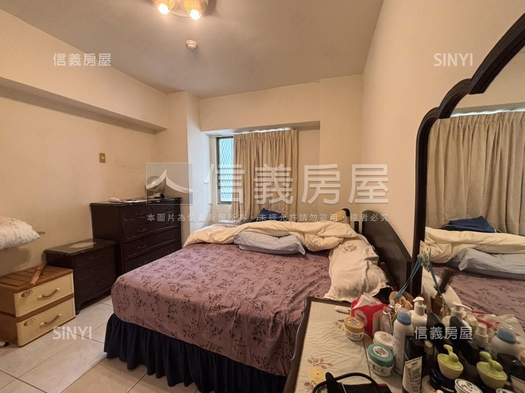 哈佛河景三房有車位房屋室內格局與周邊環境