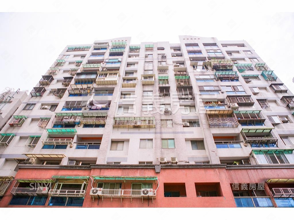 哈佛河景三房有車位房屋室內格局與周邊環境