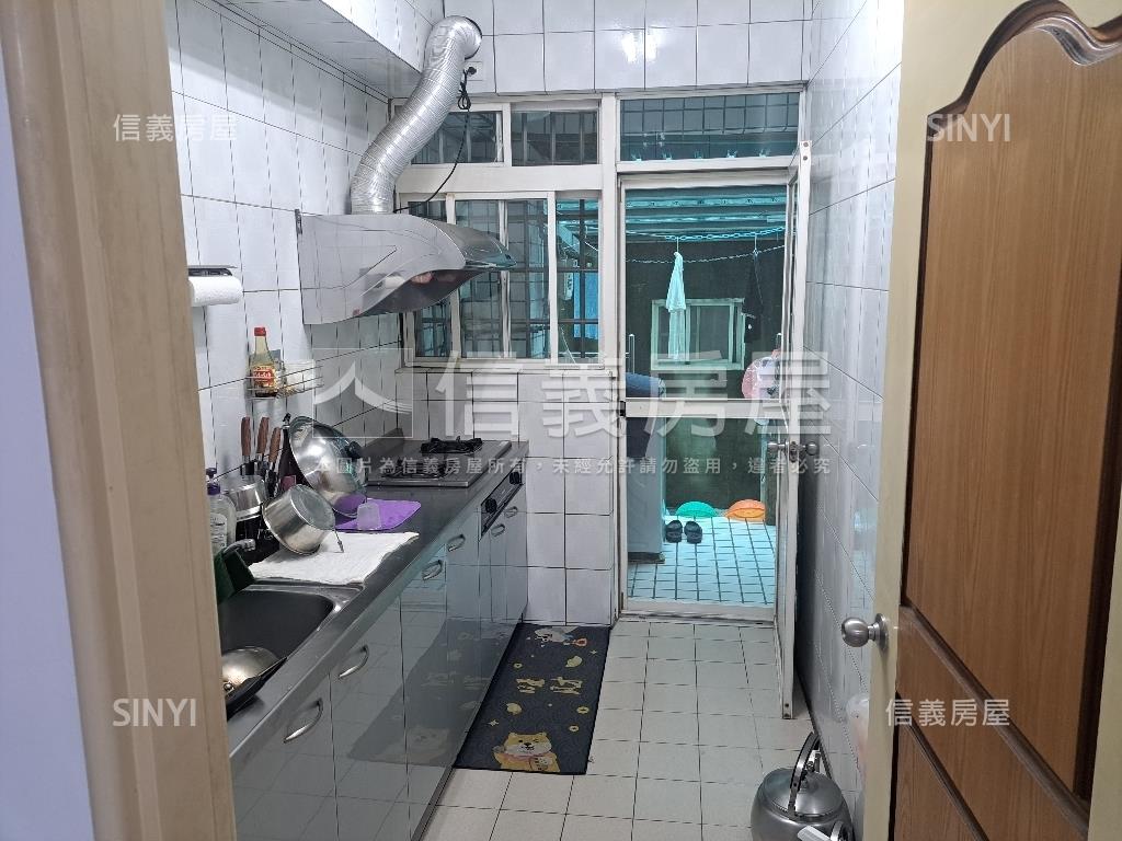 大溪台北新格庭院１樓房屋室內格局與周邊環境