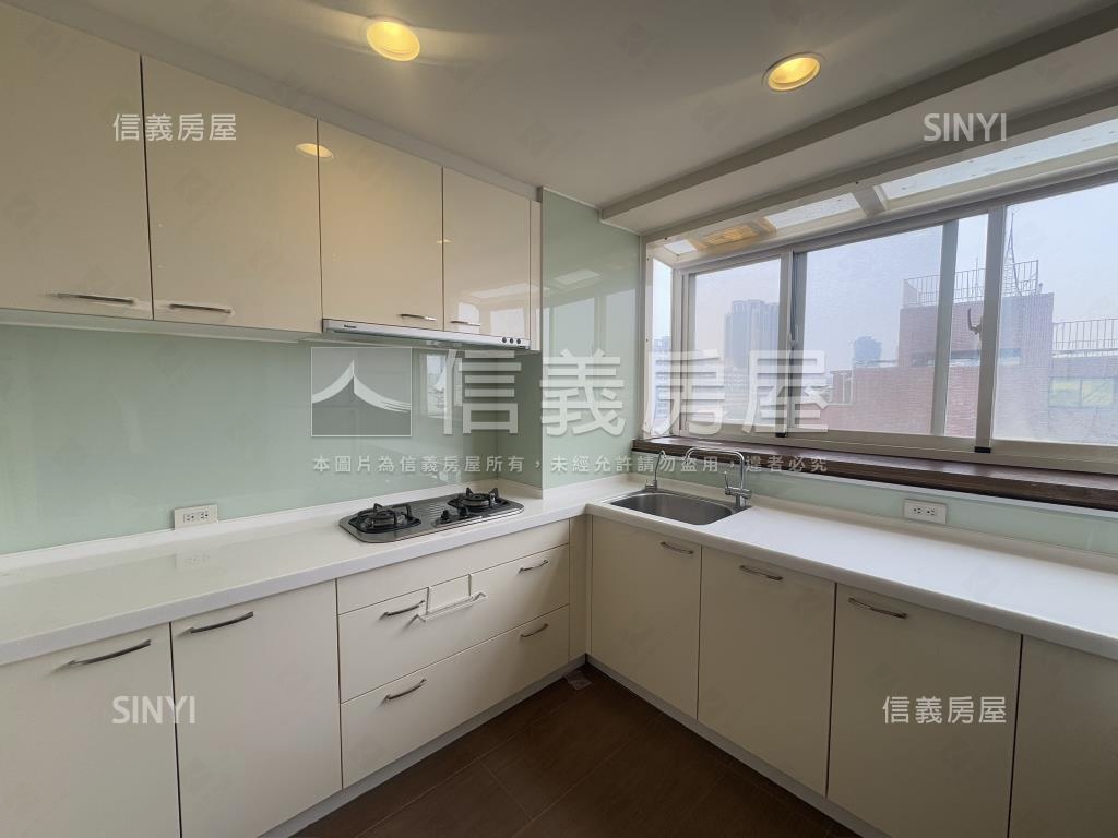 西區美宅三房高樓視野好房屋室內格局與周邊環境
