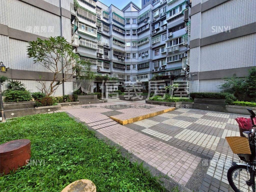 西松高中旁電梯有車位房屋室內格局與周邊環境