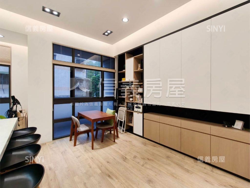 靜心新貴頂客雅閣房屋室內格局與周邊環境