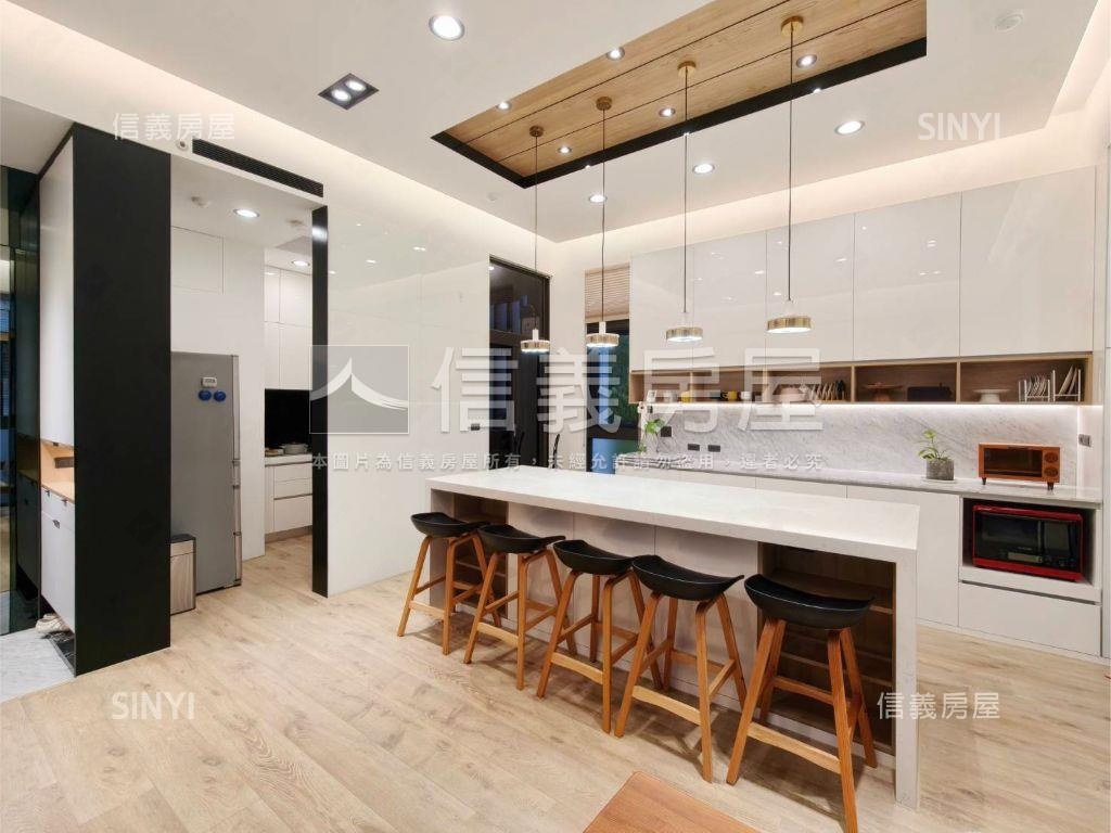 靜心新貴頂客雅閣房屋室內格局與周邊環境