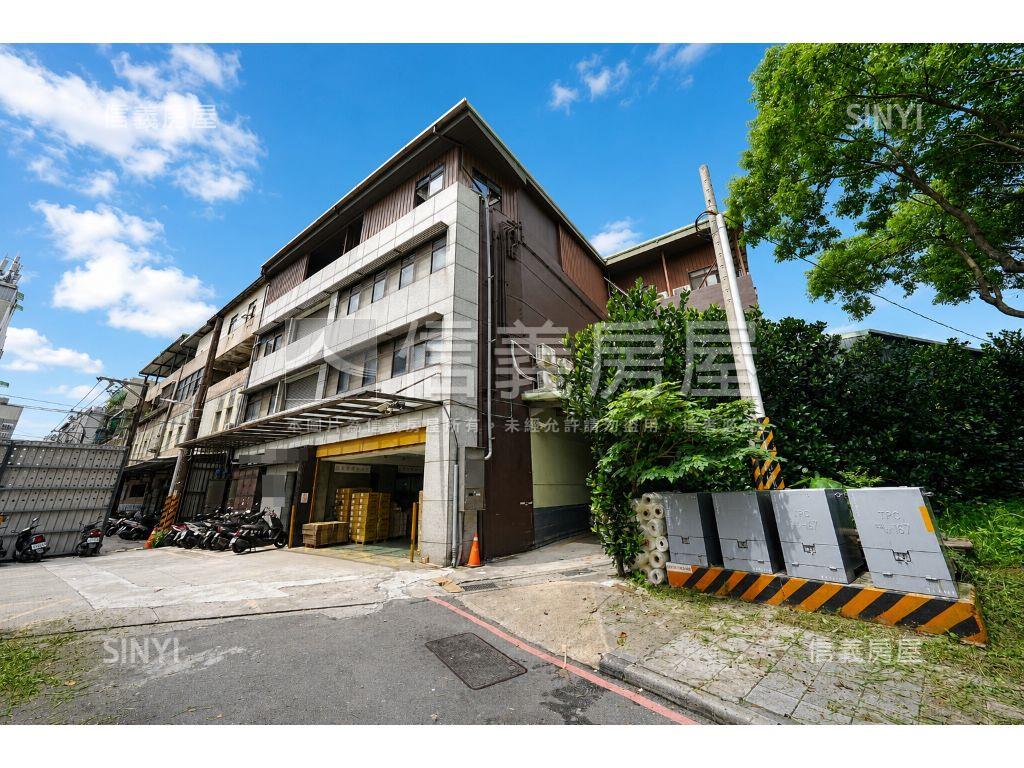 中和橋和捷運邊間全棟廠房房屋室內格局與周邊環境