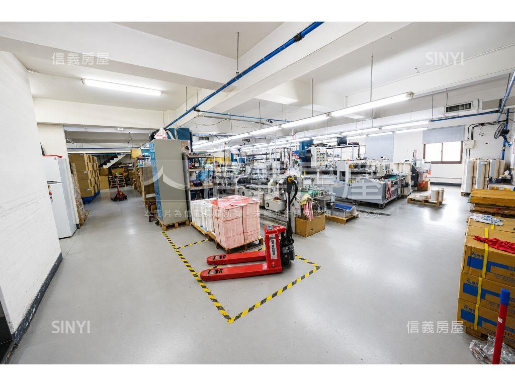 中和橋和捷運邊間全棟廠房房屋室內格局與周邊環境