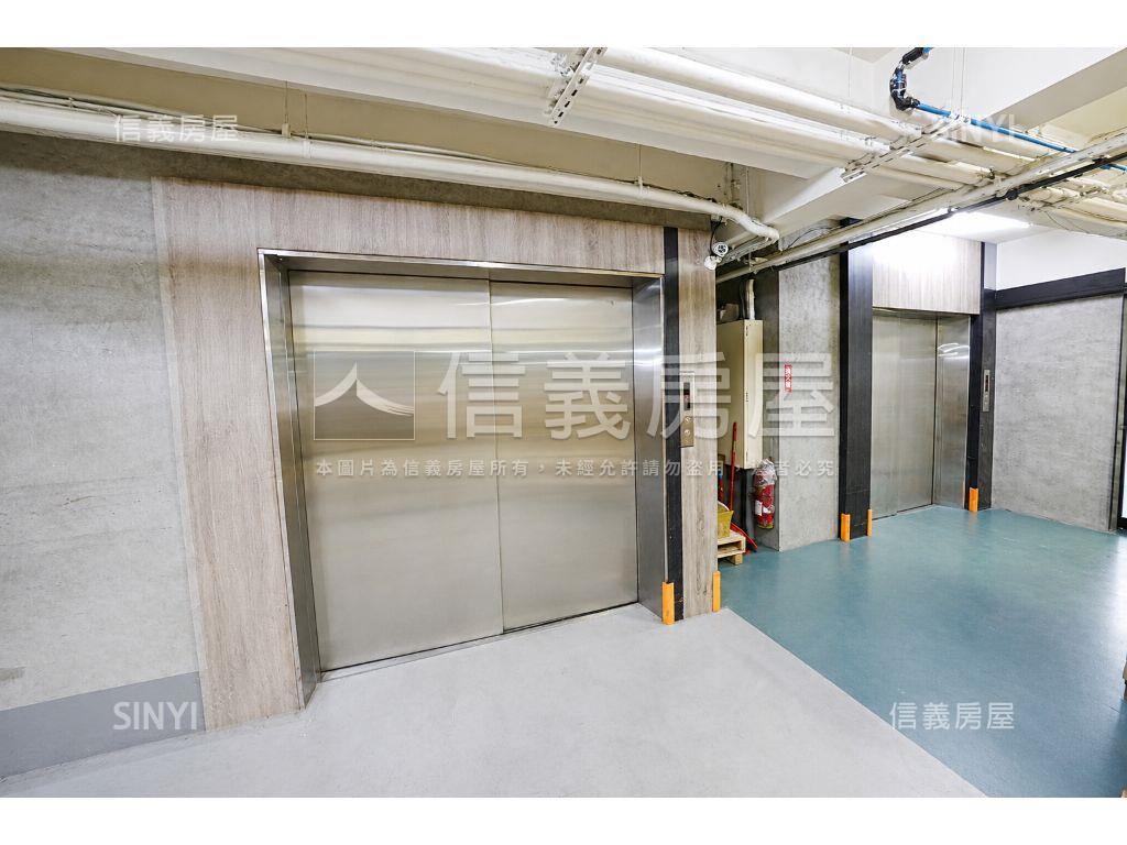 中和橋和捷運邊間全棟廠房房屋室內格局與周邊環境