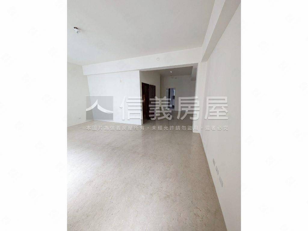 成功商圈大別墅房屋室內格局與周邊環境