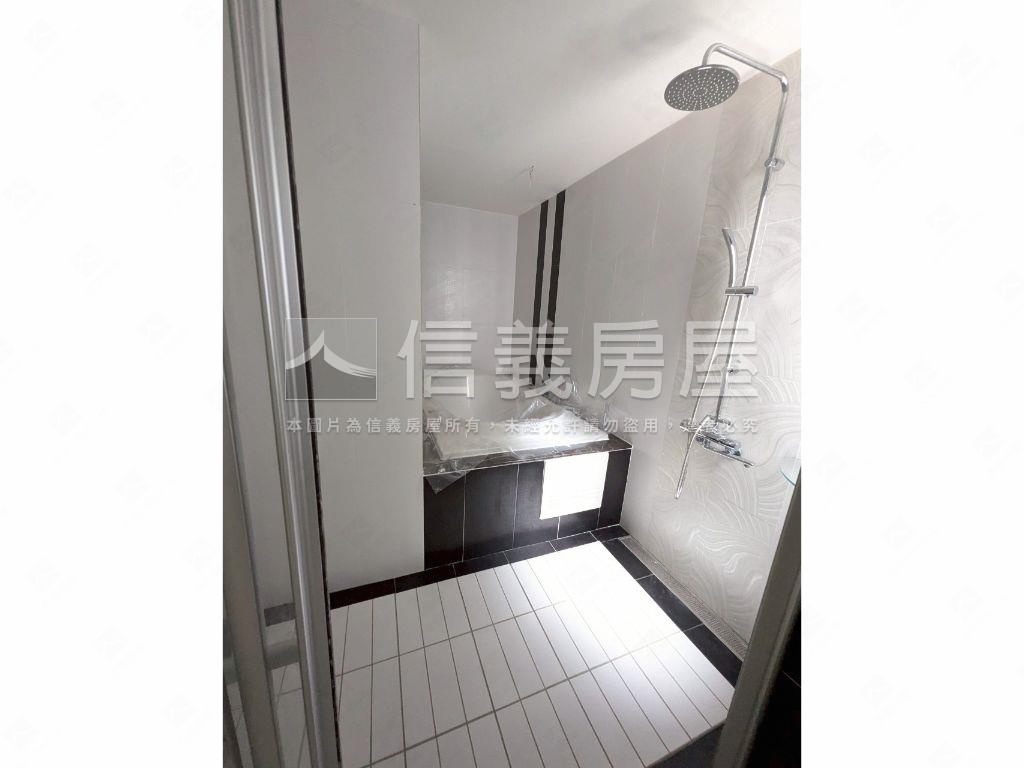 成功商圈大別墅房屋室內格局與周邊環境