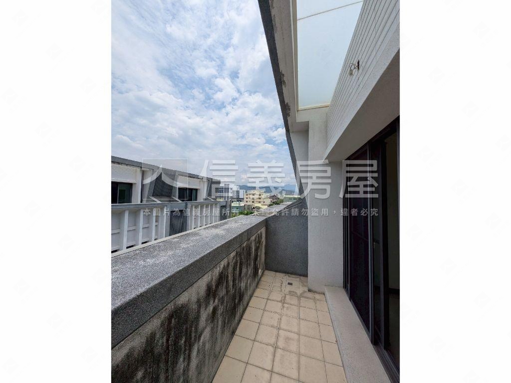 成功商圈大別墅房屋室內格局與周邊環境