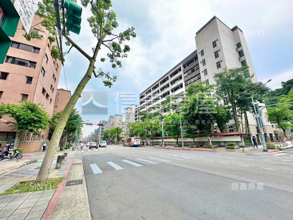 試苑三房房屋室內格局與周邊環境