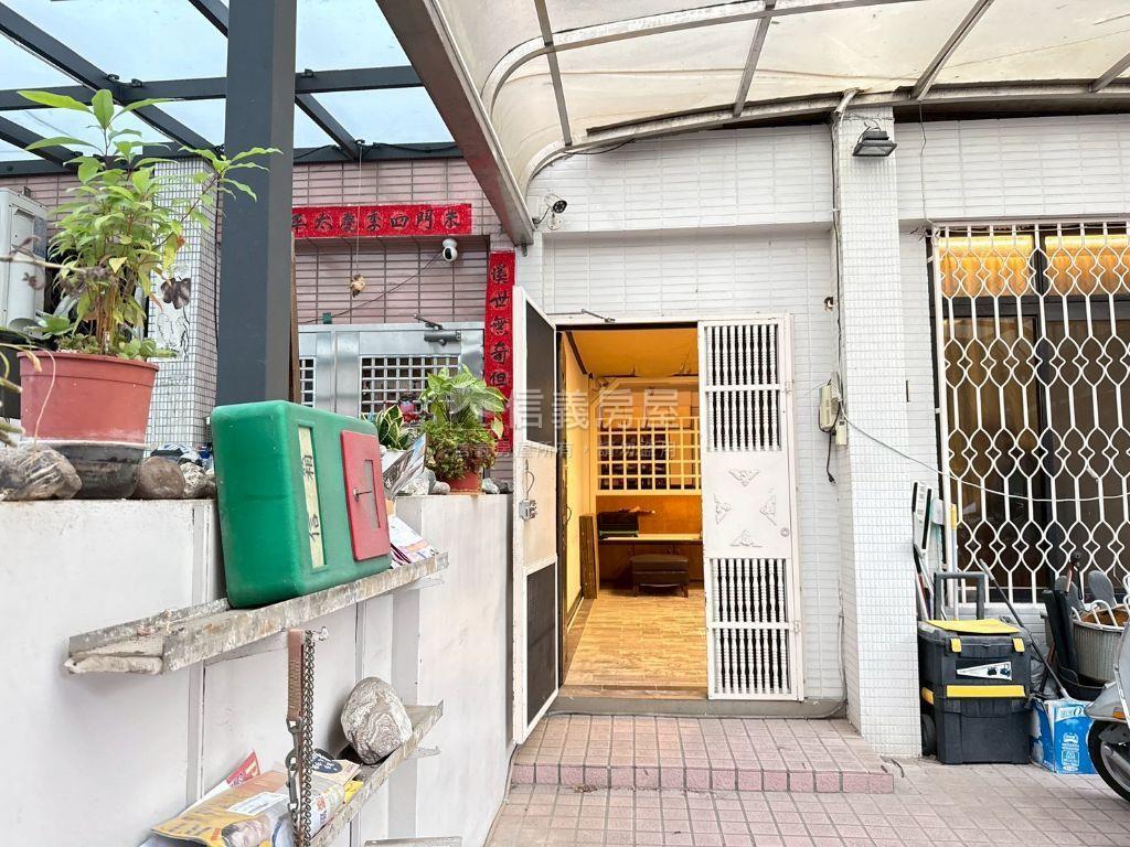 近衛道高中平德路活路透天房屋室內格局與周邊環境