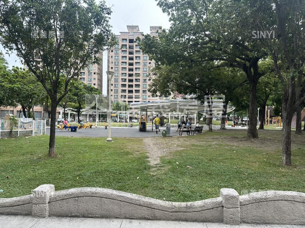 福山公園旁三房車位房屋室內格局與周邊環境