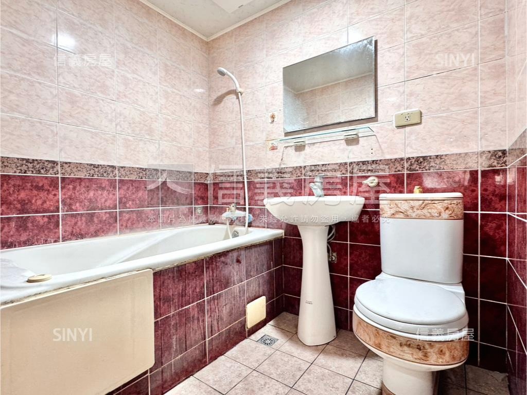 福山公園旁三房車位房屋室內格局與周邊環境