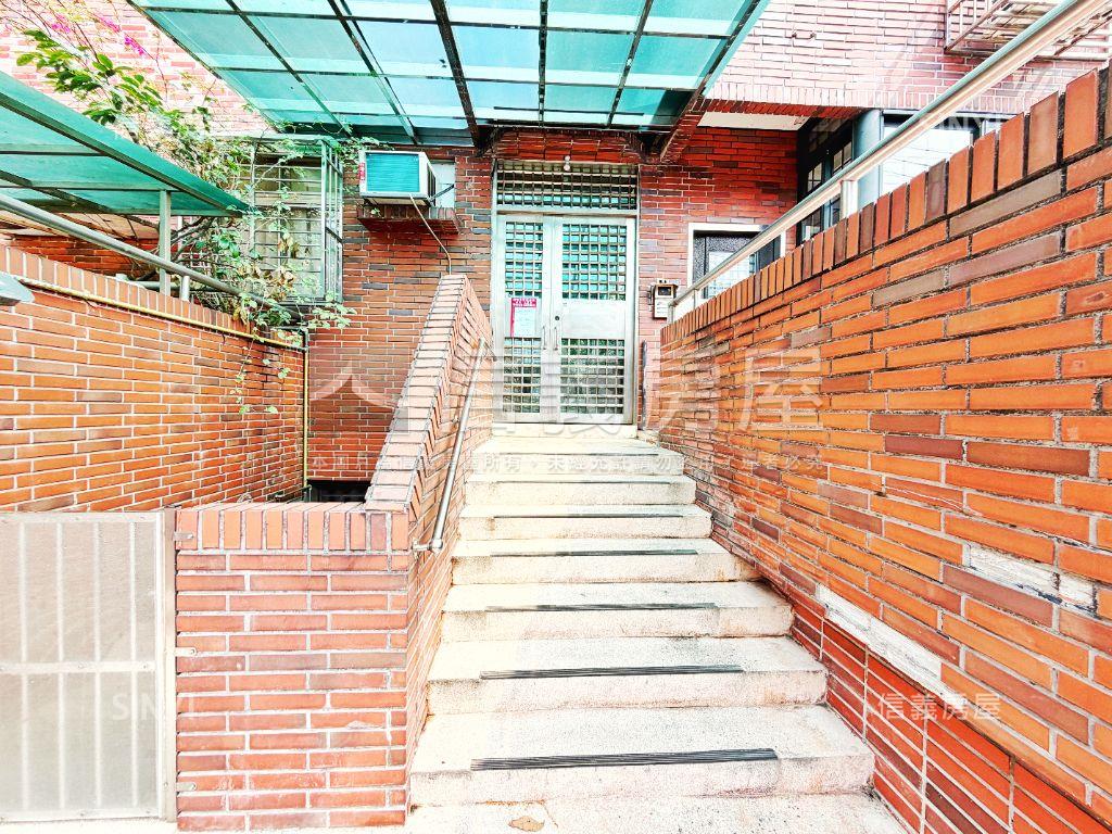 近薇閣☆北市美景電梯美居房屋室內格局與周邊環境