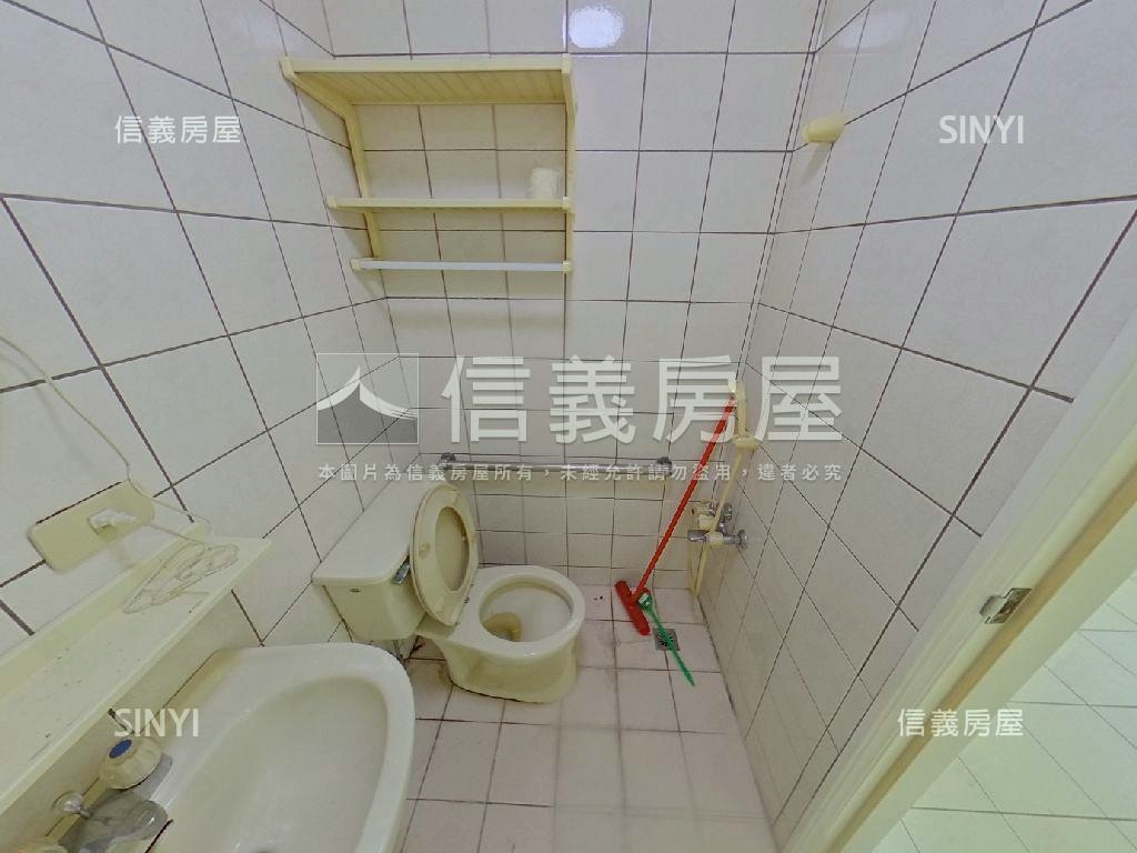 空南電梯三房房屋室內格局與周邊環境