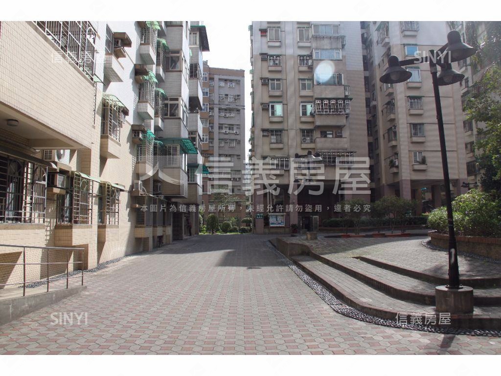 空南電梯三房房屋室內格局與周邊環境